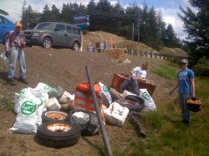 2011_Spring_Rivercleanup